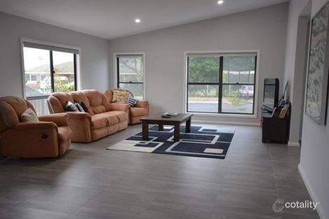 Property photo of 72 Heath Street Broulee NSW 2537