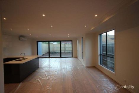 Property photo of 13B Juliana Street Bentleigh East VIC 3165