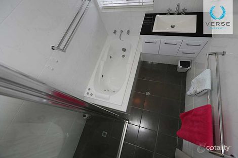 Property photo of 33 Jenever Place Bentley WA 6102