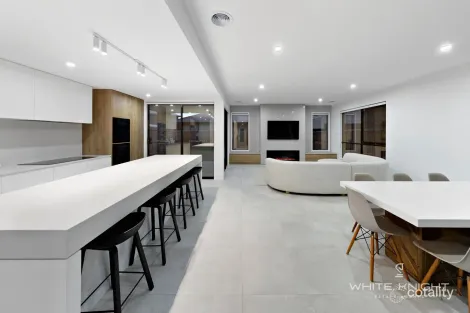 Property photo of 48 Farrier Boulevard Fraser Rise VIC 3336