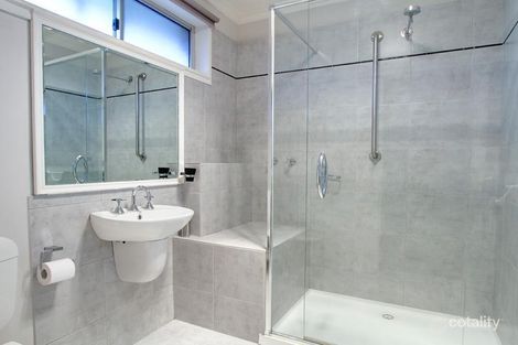 Property photo of 17 Armata Crescent Frankston North VIC 3200