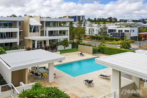 Property photo of 28/1 Lakefront Crescent Varsity Lakes QLD 4227