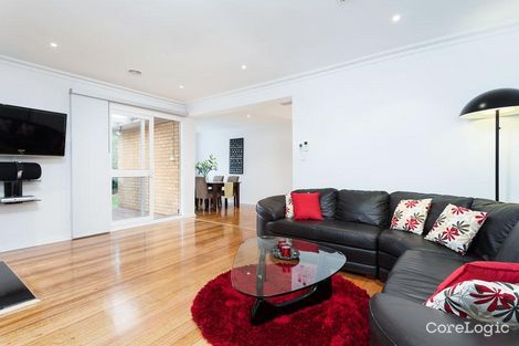 Property photo of 10 Bradstreet Road Mount Waverley VIC 3149