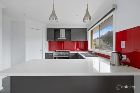 Property photo of 25 Eccles Way Leongatha VIC 3953