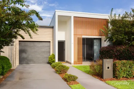 Property photo of 22 Fettlers Loop Whitebridge NSW 2290