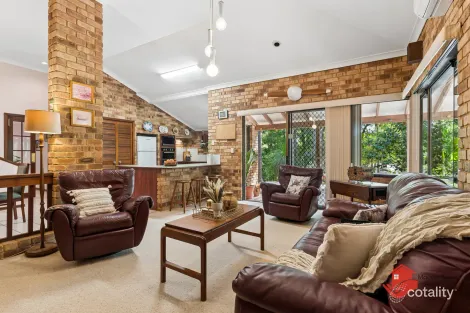 Property photo of 16 Valley View Road Roleystone WA 6111