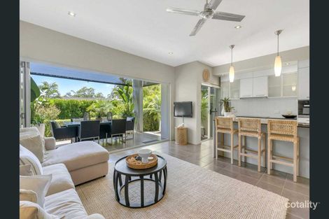 15 Headland Rd, Sapphire Beach, NSW 2450