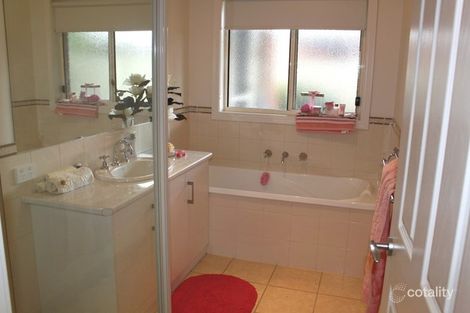 Property photo of 2/313 Eighth Street Mildura VIC 3500