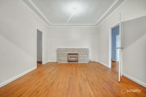 Property photo of 54 Figtree Crescent Figtree NSW 2525