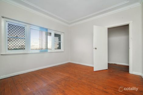 Property photo of 54 Figtree Crescent Figtree NSW 2525