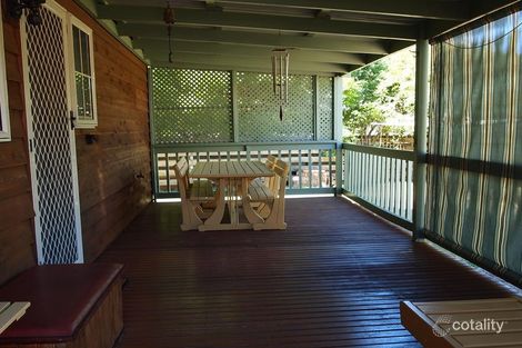 1 Halinka Ct, Bright, VIC 3741