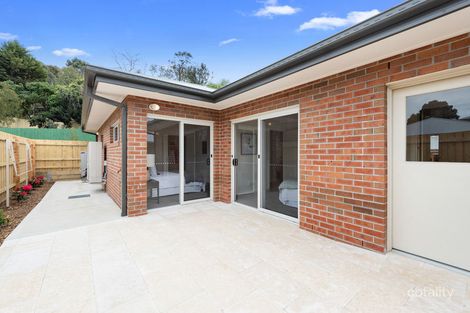 Property photo of 32 Lomandra Way Croydon VIC 3136