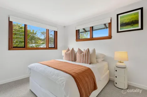 Property photo of 5 Barossa Place Mona Vale NSW 2103