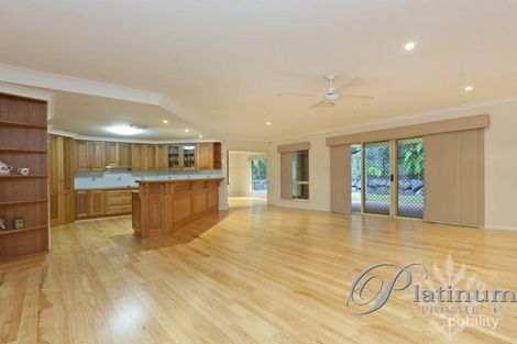 Property photo of 16 Currumbin Place Carindale QLD 4152