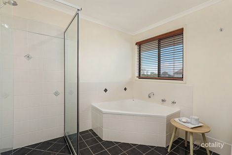 Property photo of 8 Parsons Close Pelican Waters QLD 4551