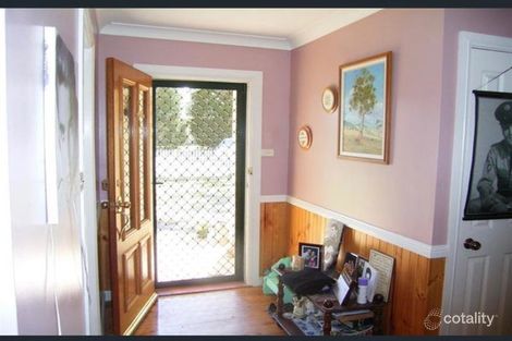 Property photo of 25 Harold Street Hill Top NSW 2575