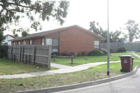 2 Troon Ct, Endeavour Hills, VIC 3802