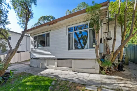 Property photo of 130 Coal Point Road Coal Point NSW 2283