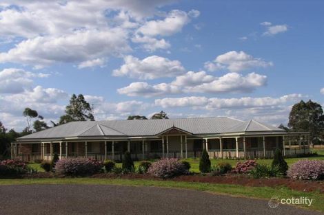 14 Stanley Pde, Highfields, QLD 4352