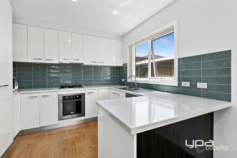 Property photo of 3A Blendon Avenue St Albans VIC 3021