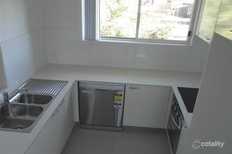 Property photo of 1/16 Yeronga Street Yeronga QLD 4104