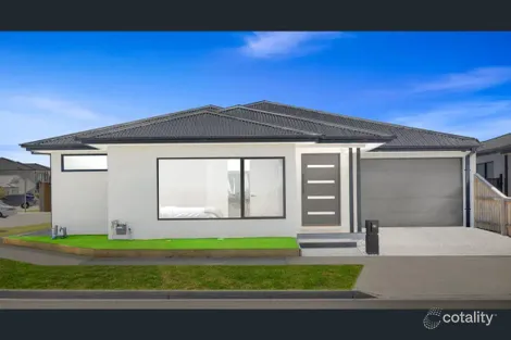 Property photo of 41 Nectar Street Mickleham VIC 3064