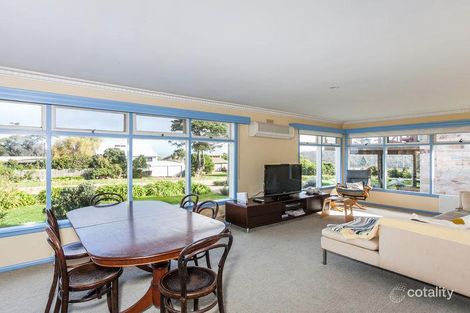 Property photo of 10 Beach Road Aireys Inlet VIC 3231