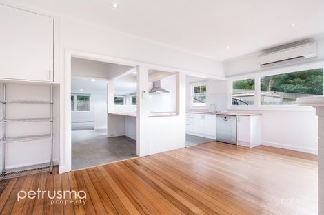 Property photo of 18 Flagstaff Gully Road Lindisfarne TAS 7015