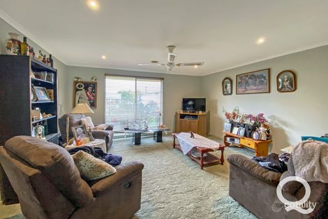 Property photo of 32 Outlook Drive Drouin VIC 3818