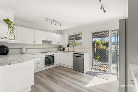 Property photo of 10 Jaycee Avenue Nowra NSW 2541