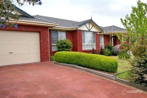17 Chesterfield Rd, Somerville, VIC 3912