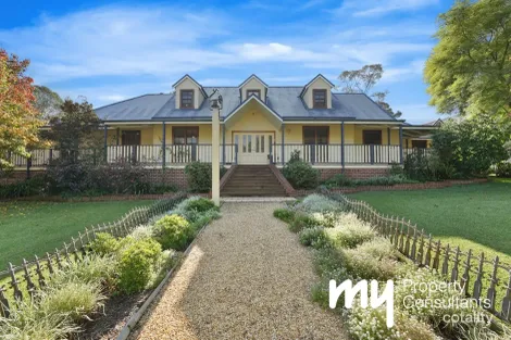 Property photo of 4 Benwerrin Crescent Grasmere NSW 2570