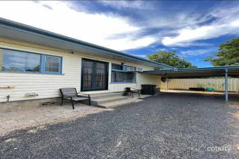 4/15 Eleanor St, Miles, QLD 4415