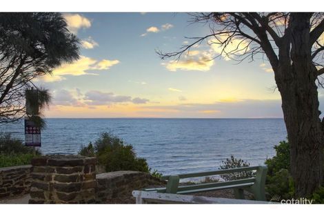 Property photo of 15 Canterbury Street Mornington VIC 3931