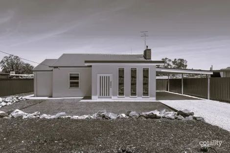 Property photo of 19 Dickerson Street Barmera SA 5345