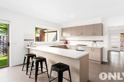 Property photo of 22 Mannavue Boulevard Cranbourne North VIC 3977