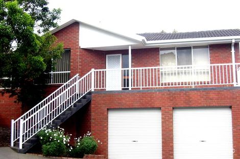 Property photo of 2/6 Rheanva Street Berwick VIC 3806