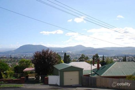 Property photo of 1/4 Salier Crescent Mount Stuart TAS 7000