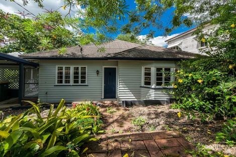 Property photo of 64 Sixth Avenue Bardon QLD 4065