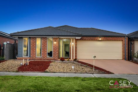 Property photo of 8 Callaway Avenue Cranbourne West VIC 3977