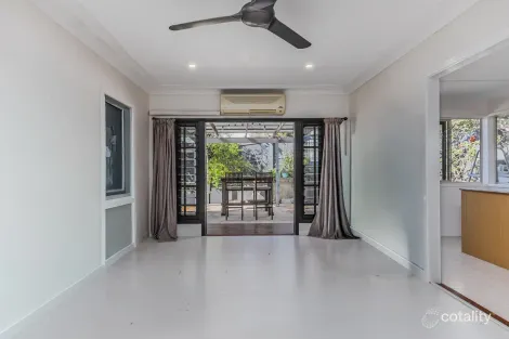 Property photo of 89 Dutton Street Coolangatta QLD 4225