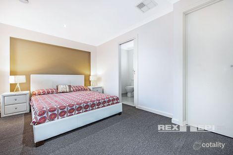 Property photo of 4/280 Pound Road Hampton Park VIC 3976