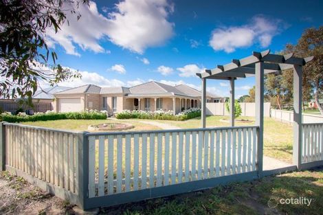 Property photo of 84 The Old Stock Run Sunbury VIC 3429