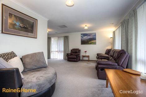 Property photo of 4 McLean Court Sunbury VIC 3429