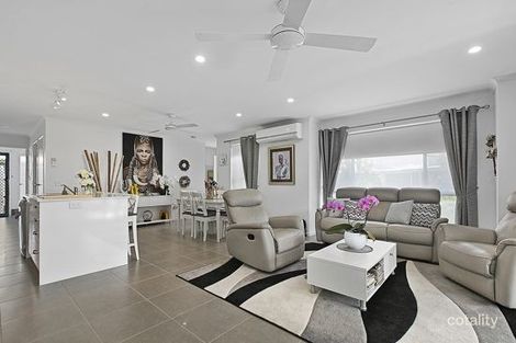 Property photo of 2/17 Meredith Crescent Baringa QLD 4551