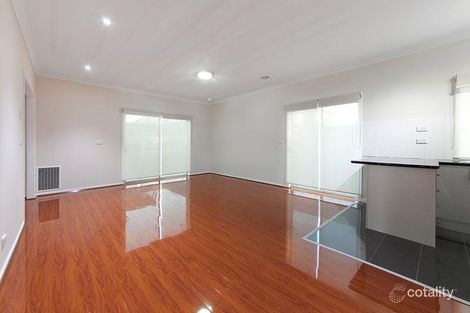 Property photo of 2/32 David Street Noble Park VIC 3174
