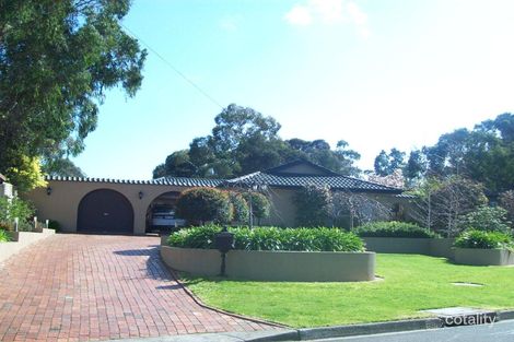 Property photo of 4 Highrise Court Narre Warren VIC 3805