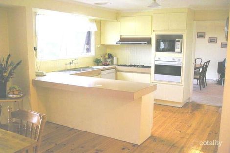 Property photo of 28 Fielding Way Templestowe VIC 3106