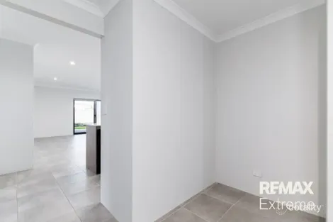 Property photo of 27 Crusader Road Banksia Grove WA 6031