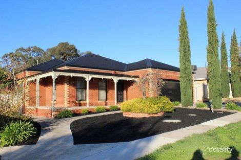 14 Westwood Dr, California Gully, VIC 3556